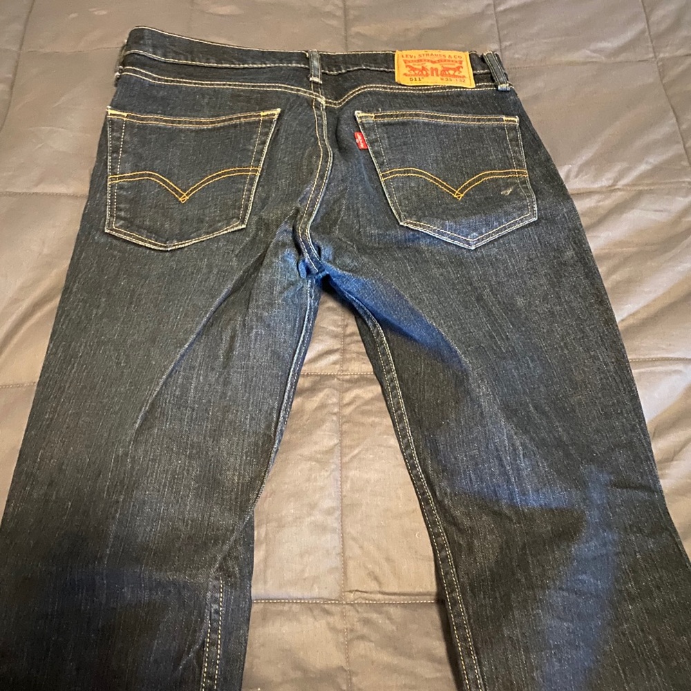 Levi’s men’s w33 l32 jeans. Durable Jeans. 511.
